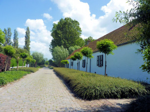 Картинка города улицы площади набережные lissewege бельгия