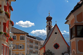 Картинка ortisei города католические соборы костелы аббатства италия