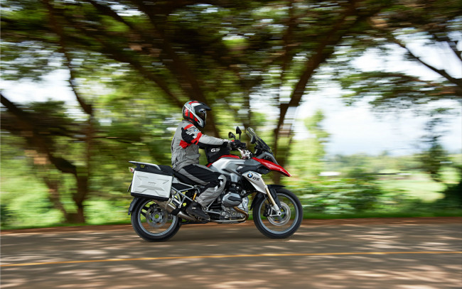 Обои картинки фото мотоциклы, bmw