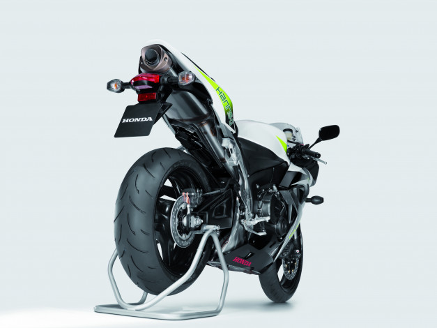 Обои картинки фото мотоциклы, honda