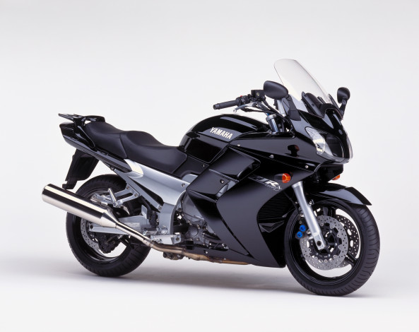 Обои картинки фото мотоциклы, yamaha