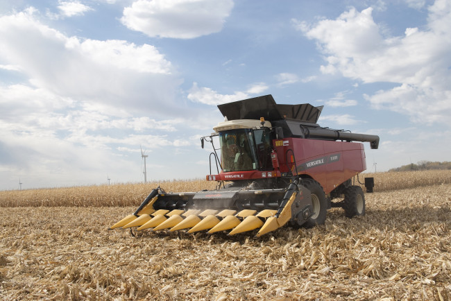 Обои картинки фото техника, комбайны, versatile