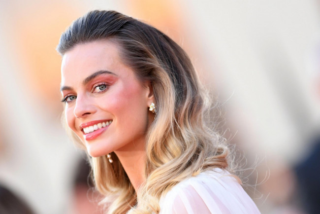 Обои картинки фото девушки, margot robbie, актриса, блондинка, лицо