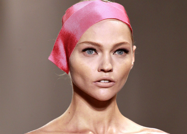 Обои картинки фото девушки, саша пивоварова, модель, лицо, шляпка