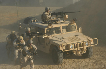 Картинка техника военная хаммер пулемет морпехи