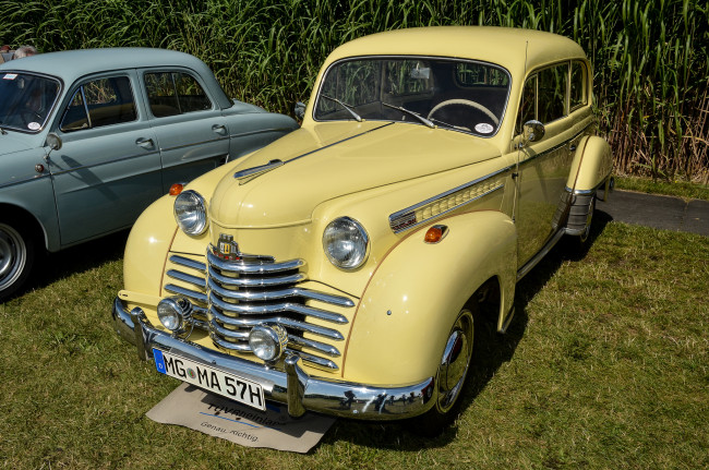 Обои картинки фото opel olympia 1950, автомобили, выставки и уличные фото, выставка, автошоу, ретро, история