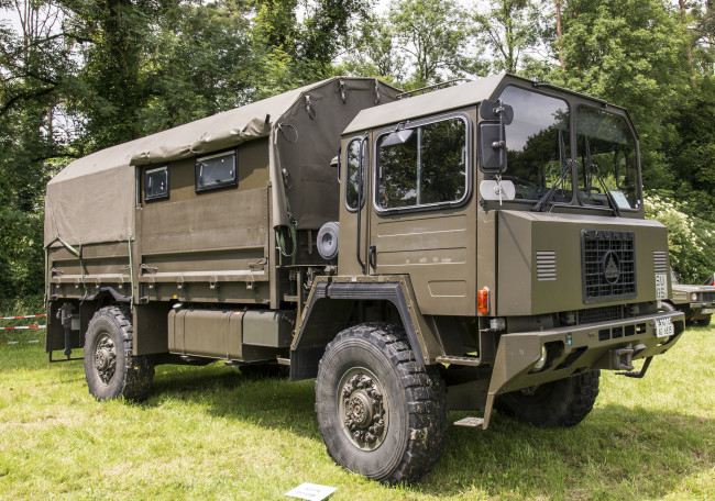 Обои картинки фото saurer 6dm, техника, военная техника, армия, авто