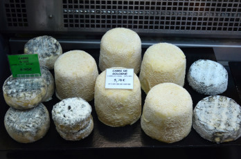 Картинка tienda+de+quesos+franceses еда сырные+изделия сыр