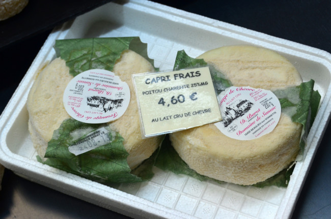 Обои картинки фото tienda de quesos franceses, еда, сырные изделия, сыр