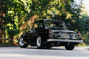 Картинка автомобили nissan datsun