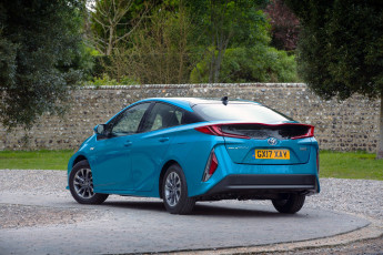 Картинка автомобили toyota