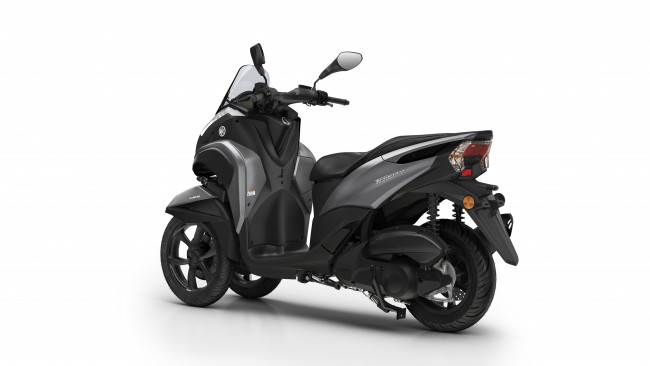 Обои картинки фото мотоциклы, мотороллеры, yamaha