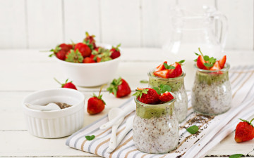 Картинка еда мороженое +десерты десерт ягоды клубника