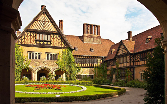 Обои картинки фото cecilienhof palace, potsdam, germany, города, - дворцы,  замки,  крепости, cecilienhof, palace