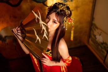 Картинка девушки -+азиатки веер