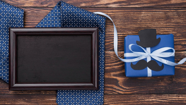 Обои картинки фото праздничные, день отца, рамка, галстук, подарок