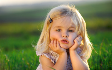 Картинка разное люди девочка поляна