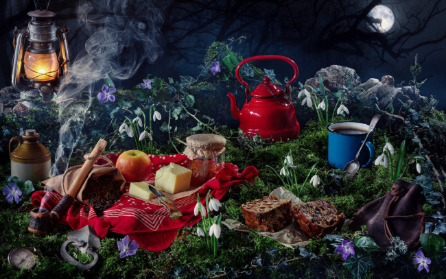 Обои картинки фото еда, натюрморт, фонарь, трубка, кофе, сыр, варенье, чайник, луна