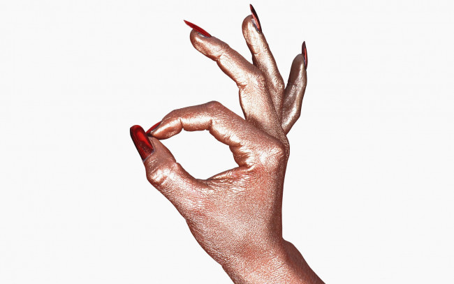 Обои картинки фото разное, руки,  ноги, рука, блеск, маникюр