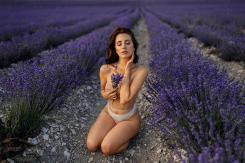 Картинка девушки -+брюнетки +шатенки девушка позирует николай новиков