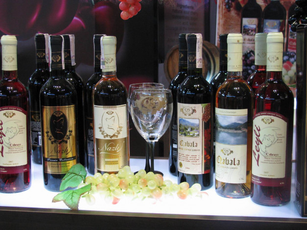 Обои картинки фото бренды, напитков, разное