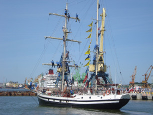 Картинка корабли парусники