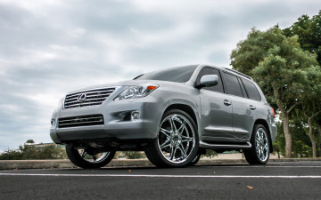 Картинка автомобили lexus