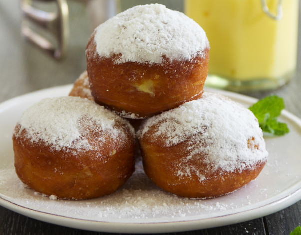 Обои картинки фото еда, хлеб,  выпечка, пончики