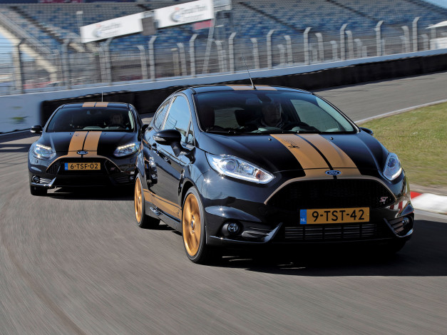 Обои картинки фото автомобили, ford, темный, 2014г, st-h, fiesta