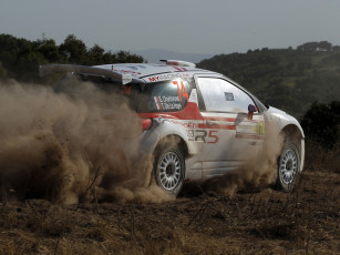 Картинка спорт авторалли citroеn ds3 r5 2013г гонки пыль