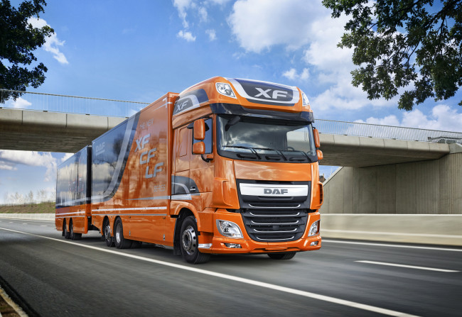 Обои картинки фото автомобили, daf , выставка, улица, daf, xf, 510, 6x2, fan, super, space, cab