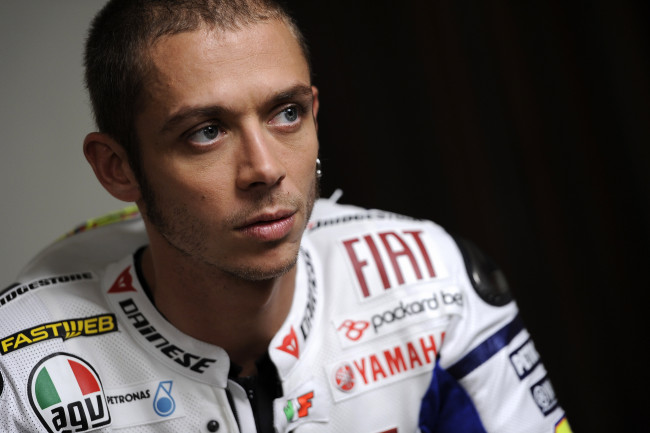 Обои картинки фото мужчины, - unsort, форма, мотоциклист, спортсмен, valentino, rossi