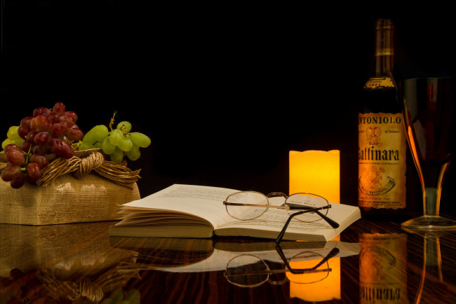 Обои картинки фото еда, натюрморт, фрукты, книга, вино