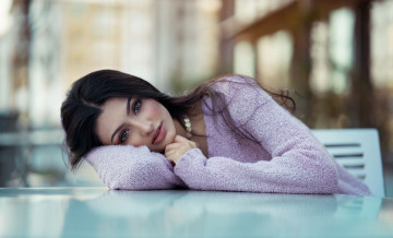 Картинка девушки -+брюнетки +шатенки брюнетка поза