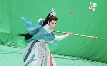 Картинка мужчины luo+yunxi ло юнси