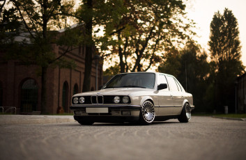 Картинка автомобили bmw e30 stance