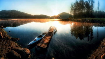 обоя shiroka polyana reservoir, rhodope mountains, bulgaria, корабли, лодки,  шлюпки, shiroka, polyana, reservoir, rhodope, mountains