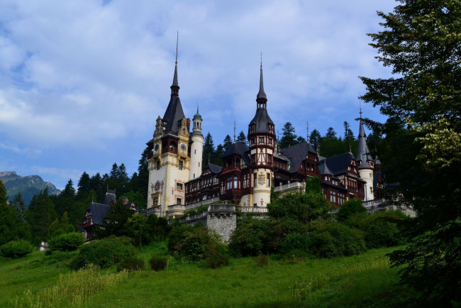 Обои картинки фото peles castle, prahova county, romania, города, замок пелеш , румыния, peles, castle, prahova, county
