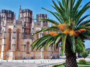 Картинка города католические соборы костелы аббатства