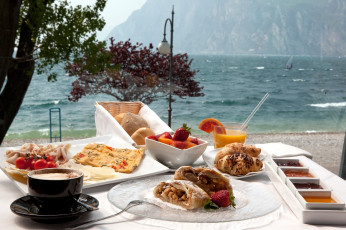 Картинка еда разное кофе клубника сок десерт