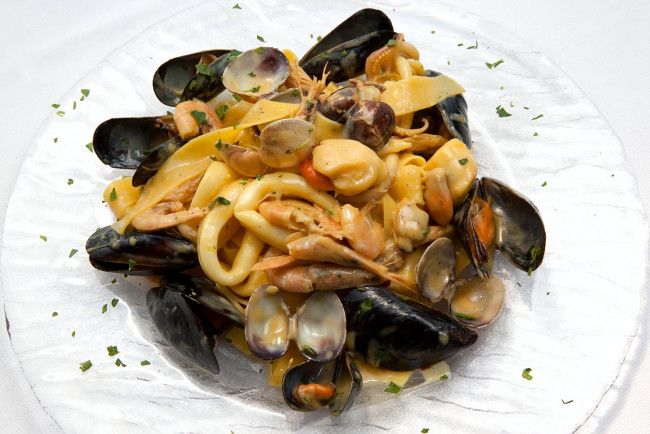 Обои картинки фото еда, рыбные, блюда, морепродуктами, мидии, паста