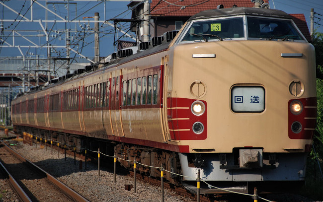 Обои картинки фото техника, электрички, Япония, станция, электричкв