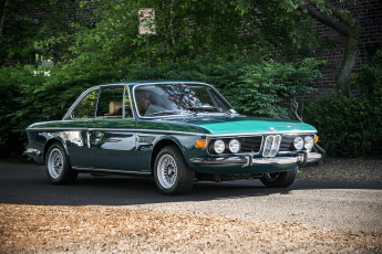 Картинка bmw+3 автомобили bmw автошоу автопробег выставка