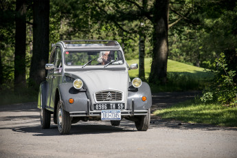 Картинка citroen+2cv автомобили citroen автопробег выставка автошоу