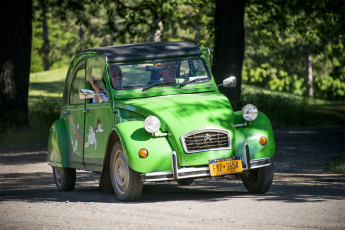 Картинка citroen+2cv автомобили citroen автопробег выставка автошоу