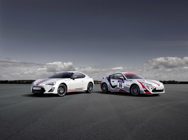 Обои картинки фото 2013 toyota gt86 cup edition, автомобили, toyota, тюнинг, белый
