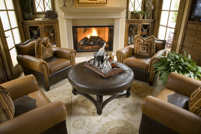 Обои картинки фото интерьер, гостиная, ковер, кресло, камин, дизайн