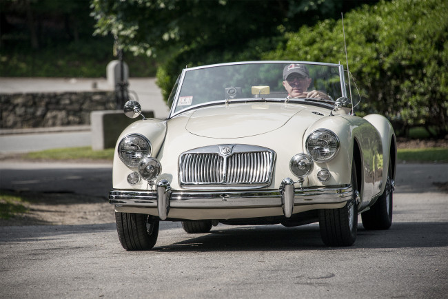 Обои картинки фото mg mga, автомобили, mg, автопробег, выставка, автошоу