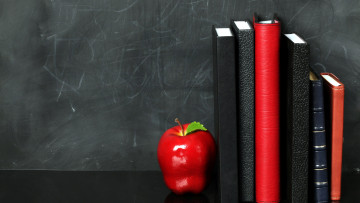 Картинка разное канцелярия +книги яблоко ежедневники блокноты