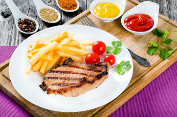 Картинка еда мясные+блюда картофель перец горчица соус мясо отбивная помидоры томаты